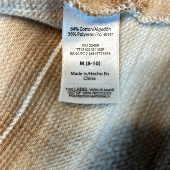Women’s flannel NWOT - Picture 3 of 5